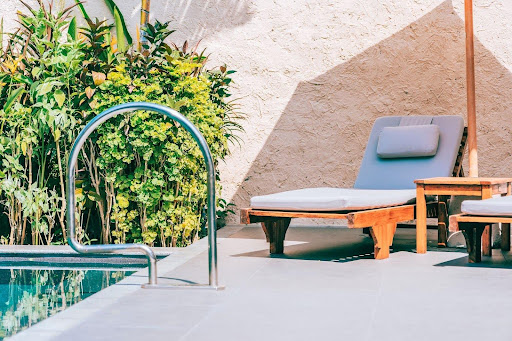Create Your Dream Outdoor Space: Essential Tips for Shopping Furniture