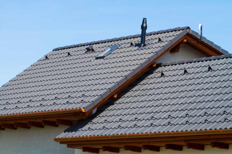 How Does Modern Roofing Compare to Traditional Roofing Materials?