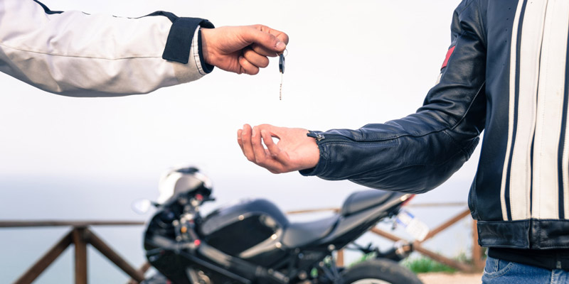 The Benefits of Dealer Financing vs. Bank Loans for Motorcycle Buyers